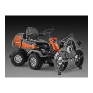 Tracteur à Gazon Husqvarna Rider R418TSX AWD Avec Coupe 112 cm Tracteur à Gazon Husqvarna Rider R418TSX AWD Avec Coupe 112 cm