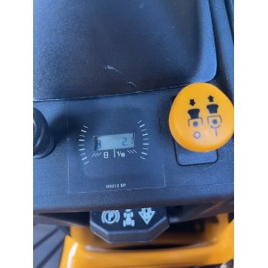 Tracteur à Gazon XT2QS117 117cm 21CV Hydrostatique Démonstration. Tracteur à Gazon XT2QS117 117cm 21CV Hydrostatique Démonstration.